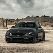 BMW M4 COMPETITION