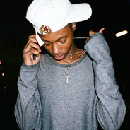 2cellphones on hip