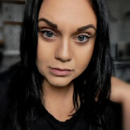 Adrianna001