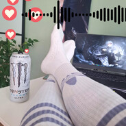 skinny ℱ𝑒𝓂𝒷𝑜𝓎
