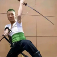 罗罗诺亚·红雷