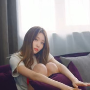 Kim Chung-ha (김찬미)