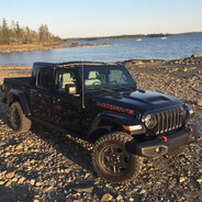2020 jeep gladiator mojave