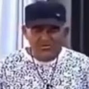 el hombre clavo