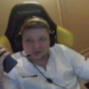 Yung buSy gëEk