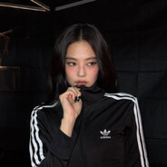JENNIE