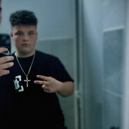 SKINS   Stefan