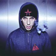 SMOKE WEED