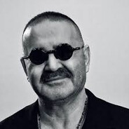 Şafak Sezer