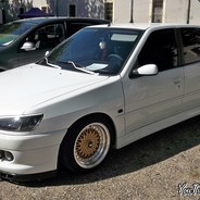 Peugeot 306