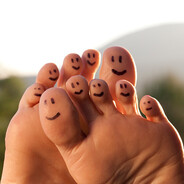 HAPPY FEET