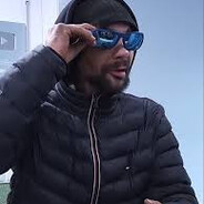𝐃