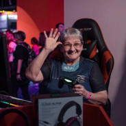 G2 abuela gamer