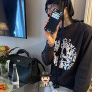 ✰