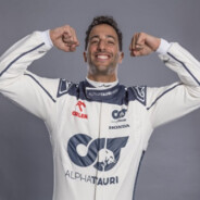 Ricciardo for pole