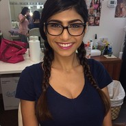 Mia K..