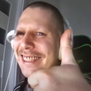 \_KholE_MeZ_/