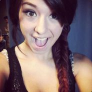 <3