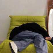 忆白