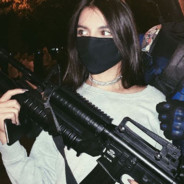 сломанный
