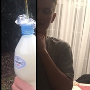 Pół człowiek pół wiadro