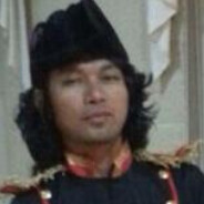 "เหลือง"