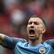 A PRAGA KOLAROV ENCROSTOU