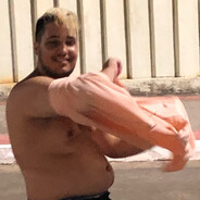 Camisa 10 joga bola ate na chuva