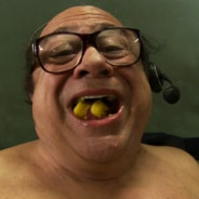 Frank Reynolds velk.ca