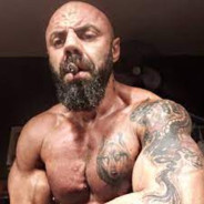 BİR SÜRÜ GAYLAR MAN