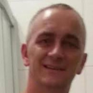 mareczek ciągnie tfuj fiuteczek