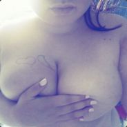 <3