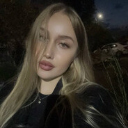 DemiDroll