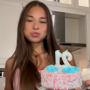 𝓈𝑜𝓅𝒽𝒾𝑒𝑒